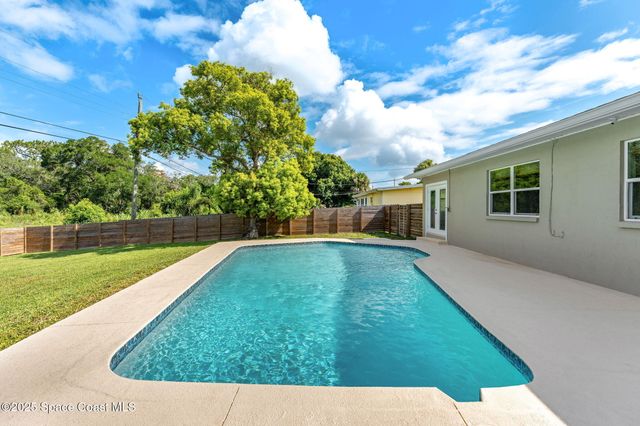 328 Magnolia Avenue, Melbourne, FL 32935