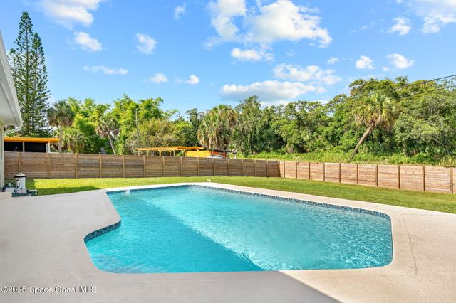 328 Magnolia Avenue, Melbourne, FL 32935