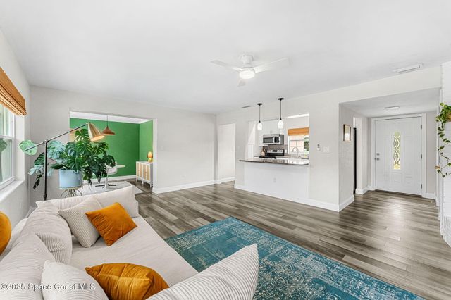 328 Magnolia Avenue, Melbourne, FL 32935