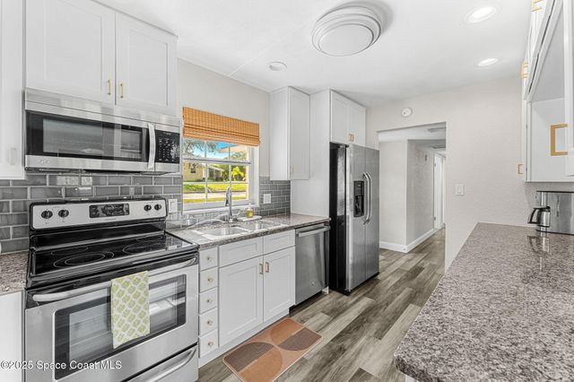 328 Magnolia Avenue, Melbourne, FL 32935
