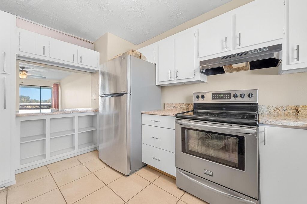 1901 W Woolbright Road A202, Boynton Beach, FL 33426