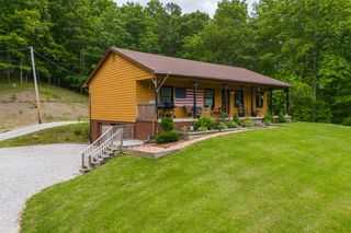 202 Old Garrard Road, Berea, KY 40403