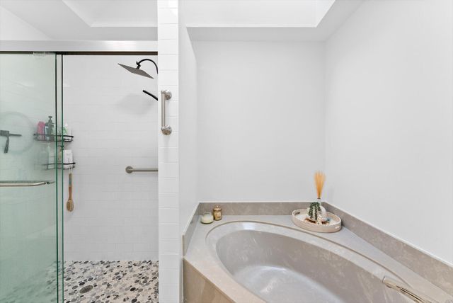 175 Executive Circle, Boynton Beach, FL 33436