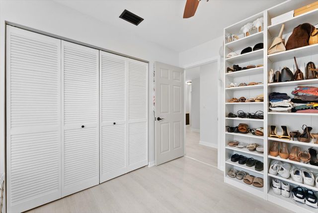 175 Executive Circle, Boynton Beach, FL 33436