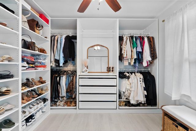 175 Executive Circle, Boynton Beach, FL 33436