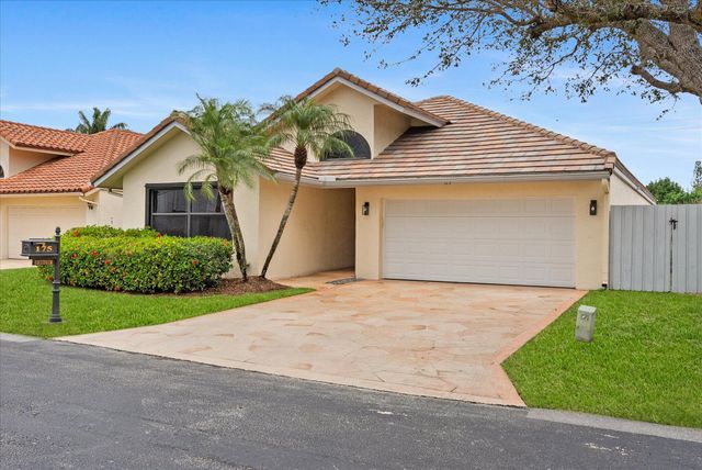 175 Executive Circle, Boynton Beach, FL 33436