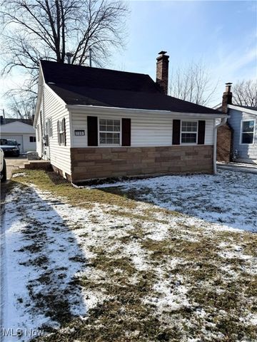 296 E 317th Street, Willowick, OH 44095