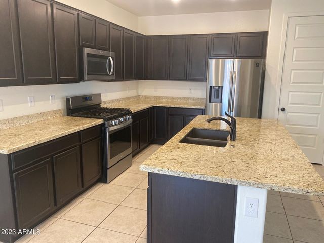 826 W NOVA Place, Casa Grande, AZ 85122