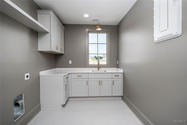 6127 Rosemeade Street, Tuscaloosa, AL 35406