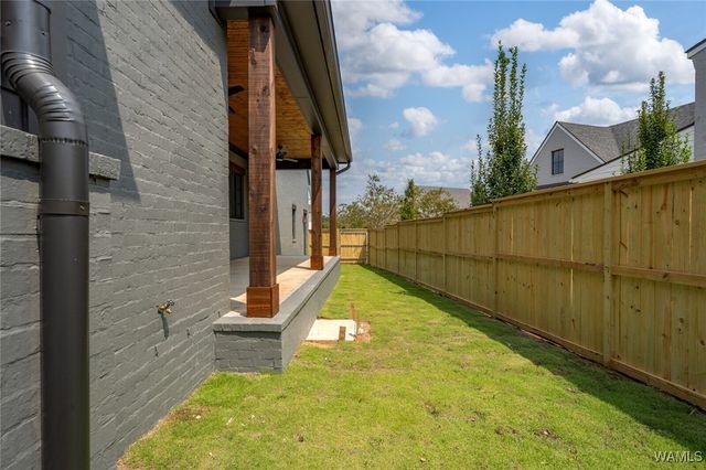 6127 Rosemeade Street, Tuscaloosa, AL 35406