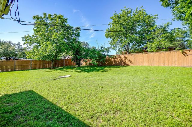 4478 Ridgevale Road, Fort Worth, TX 76116