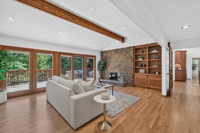 21030 Canyon View Drive, Saratoga, CA 95070