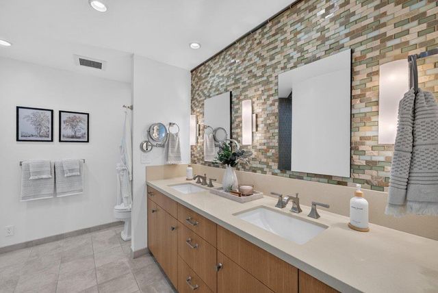 21030 Canyon View Drive, Saratoga, CA 95070