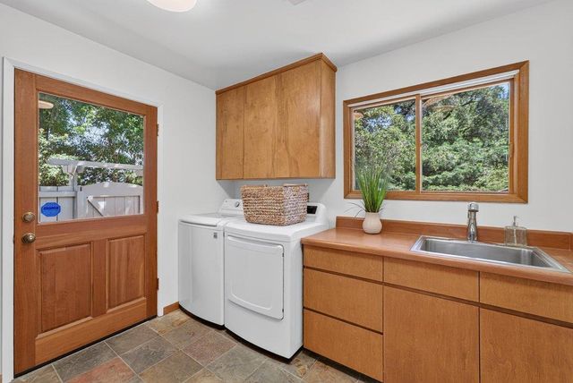21030 Canyon View Drive, Saratoga, CA 95070
