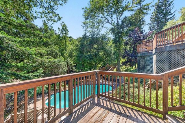 21030 Canyon View Drive, Saratoga, CA 95070