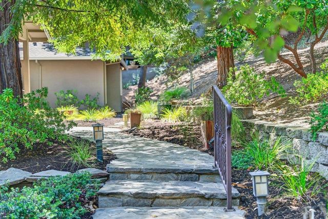 21030 Canyon View Drive, Saratoga, CA 95070