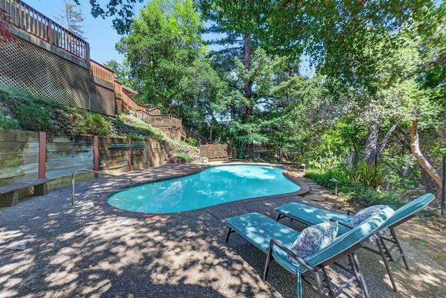 21030 Canyon View Drive, Saratoga, CA 95070