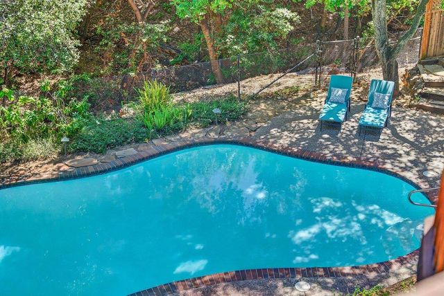21030 Canyon View Drive, Saratoga, CA 95070