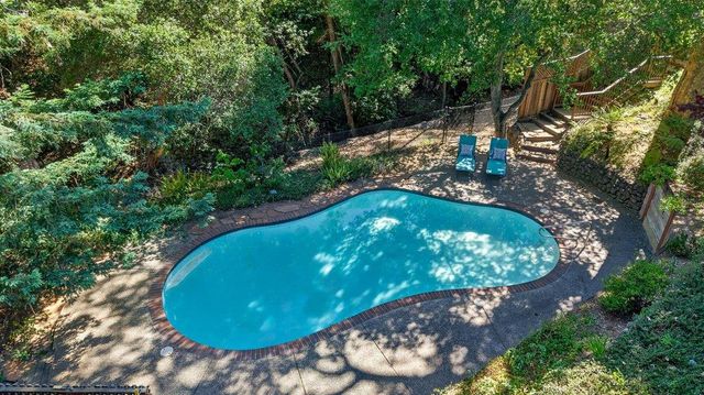 21030 Canyon View Drive, Saratoga, CA 95070