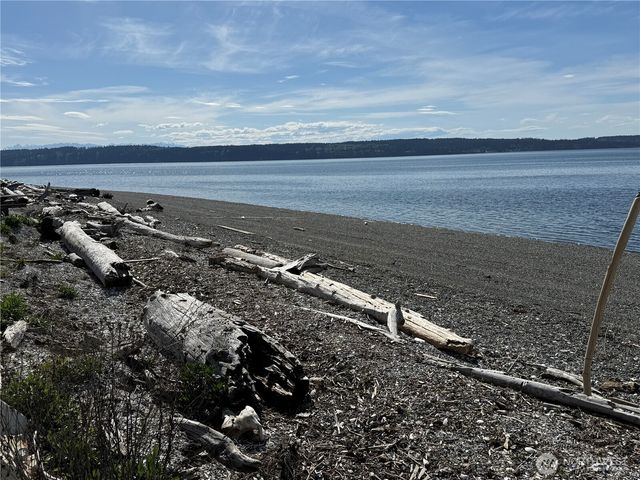 749 Commodore Lane, Camano Island, WA 98282