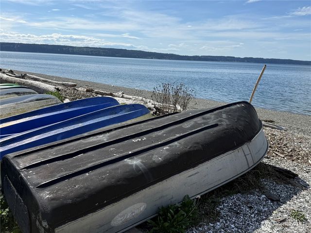 749 Commodore Lane, Camano Island, WA 98282