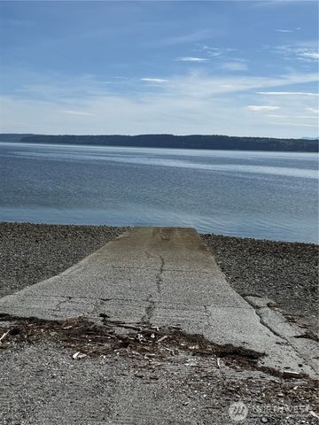 749 Commodore Lane, Camano Island, WA 98282