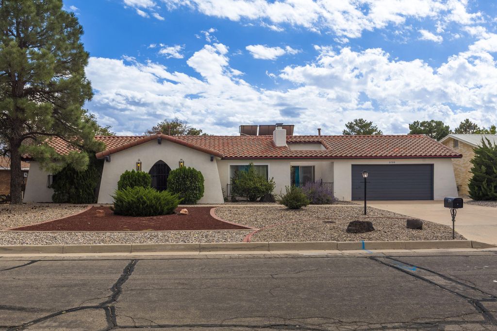 3700 TORREY PINES Road SE, Rio Rancho, NM 87124