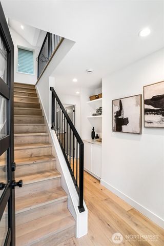 6505 19th Avenue NW, Seattle, WA 98117