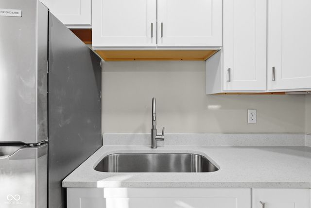 7933 E 34th Street, Indianapolis, IN 46226