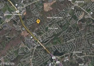 2013 Thompson Rd, Knoxville, TN 37932