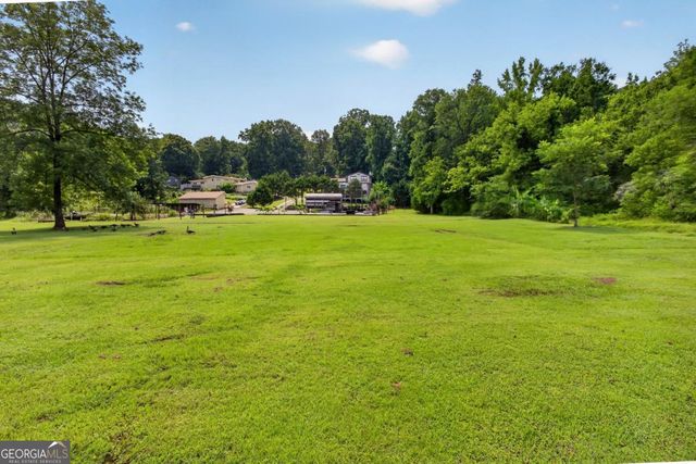 43 Bailey Drive SW, Lilburn, GA 30047