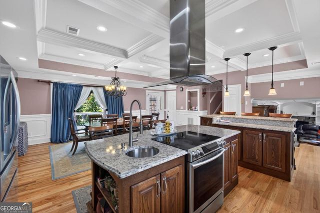 43 Bailey Drive SW, Lilburn, GA 30047