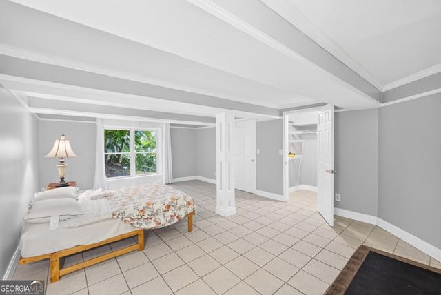 43 Bailey Drive SW, Lilburn, GA 30047