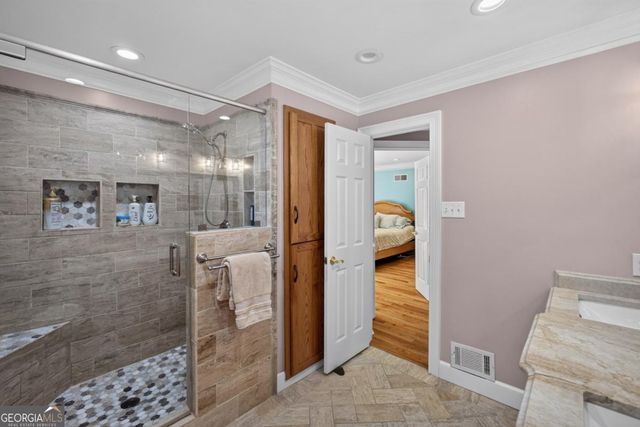 43 Bailey Drive SW, Lilburn, GA 30047
