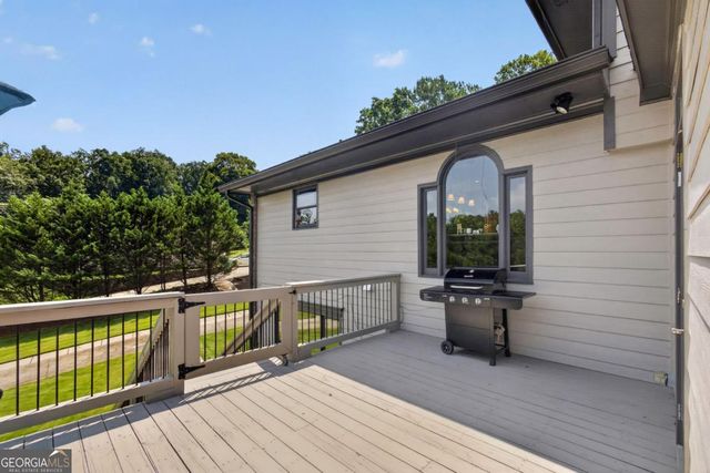 43 Bailey Drive SW, Lilburn, GA 30047
