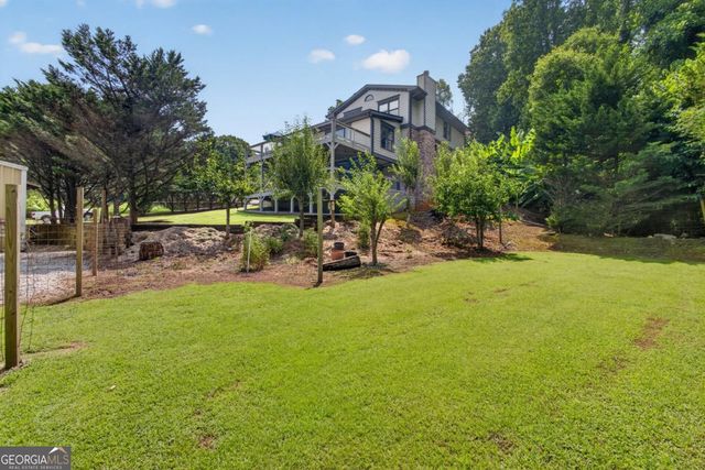 43 Bailey Drive SW, Lilburn, GA 30047