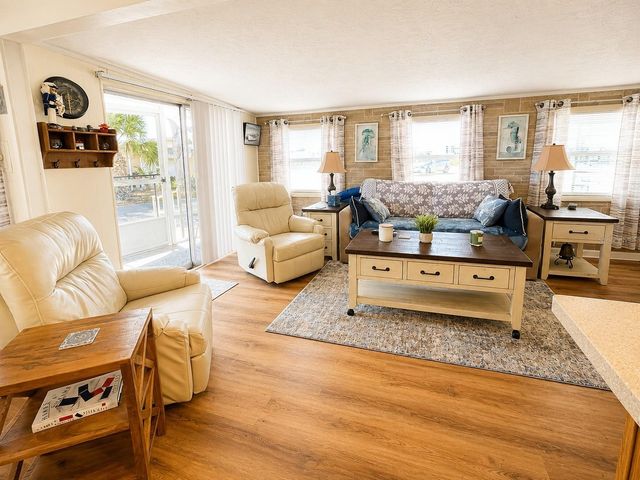 6623 WASHINGTON STREET, Bradenton, FL 34207