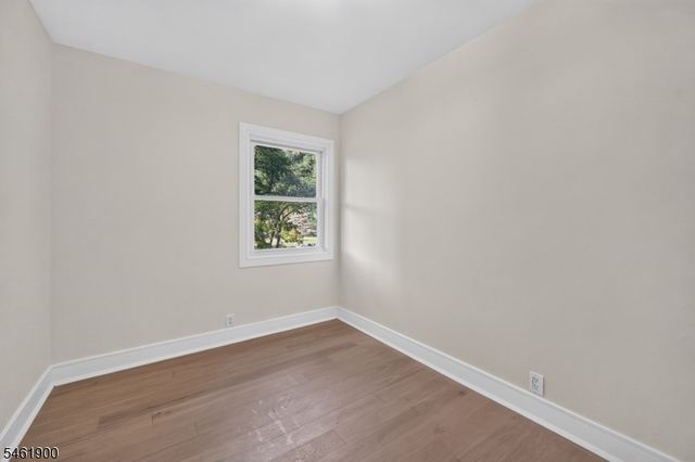 183 Jefferson Ave, Emerson Boro, NJ 07630