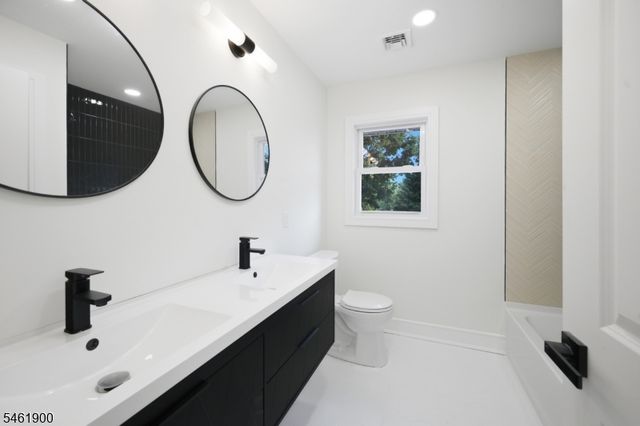 183 Jefferson Ave, Emerson Boro, NJ 07630