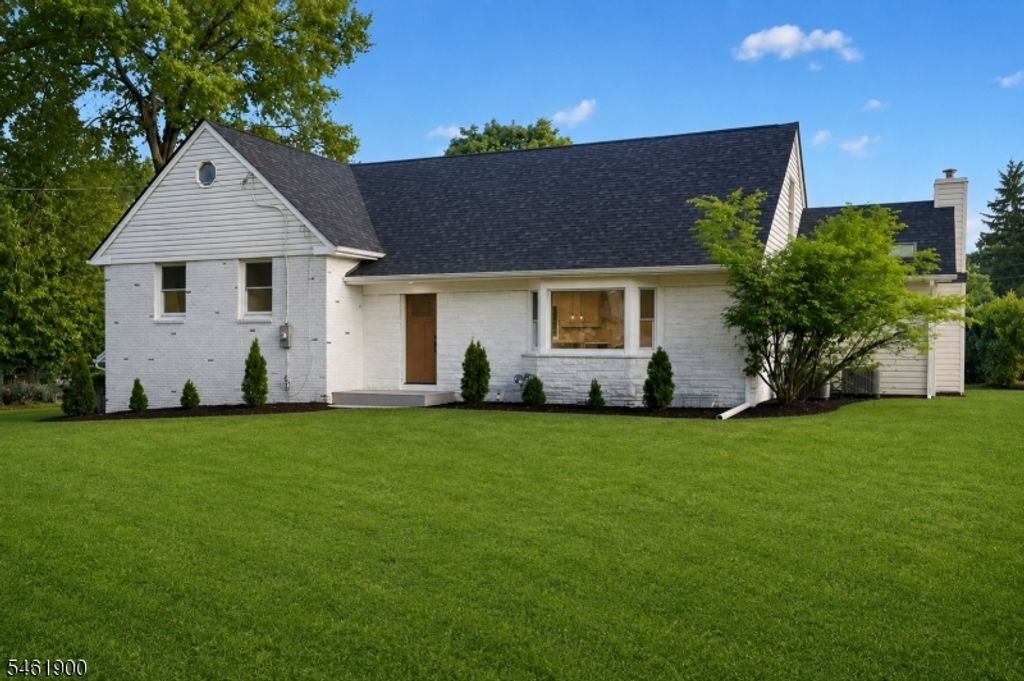 183 Jefferson Ave, Emerson Boro, NJ 07630