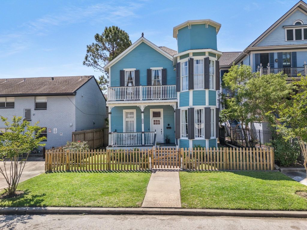1911 Sealy Street, Galveston, TX 77550