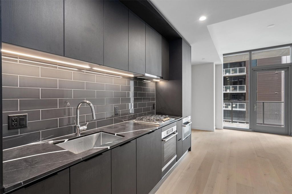 44 East Ave 2306, Austin, TX 78701