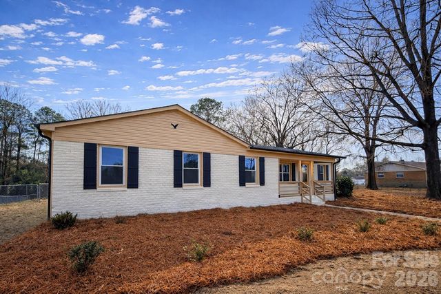 5176 Lancaster Highway, Fort Lawn, SC 29714
