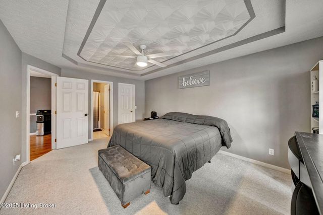 10514 Grecian Rd, Louisville, KY 40272