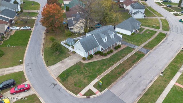 10514 Grecian Rd, Louisville, KY 40272