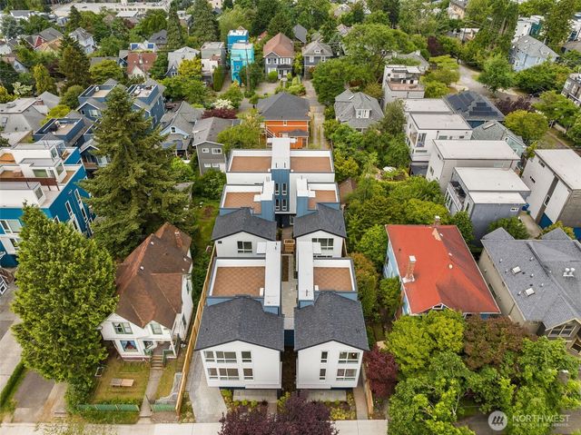 823 B 17th Avenue, Seattle, WA 98144