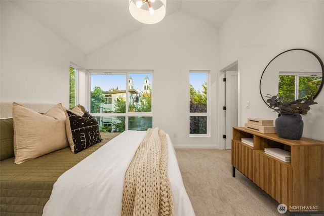 823 B 17th Avenue, Seattle, WA 98144