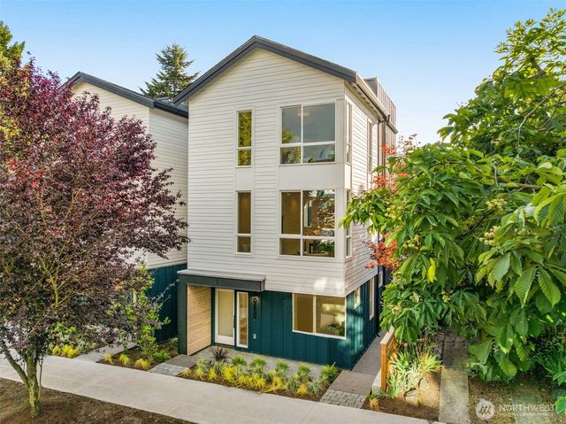 823 B 17th Avenue, Seattle, WA 98144