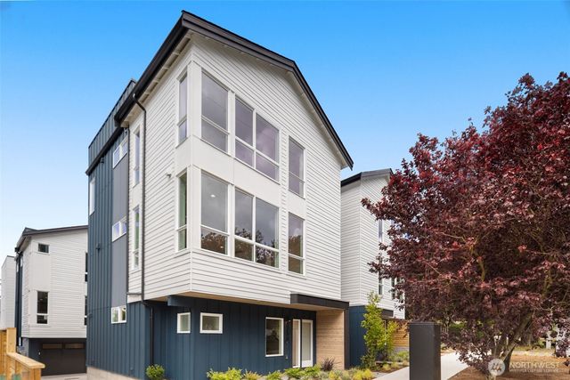 823 B 17th Avenue, Seattle, WA 98144
