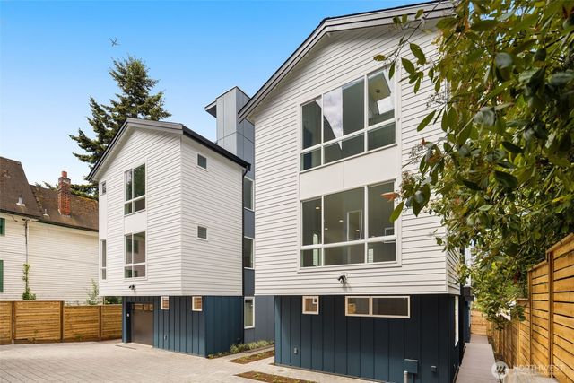 823 B 17th Avenue, Seattle, WA 98144